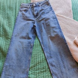 High waisted, wide leg jeans. Size 10